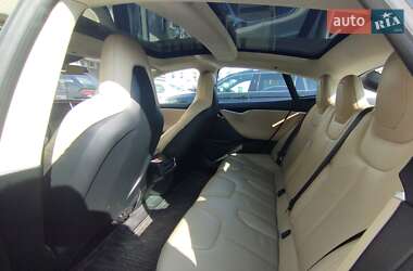 Лифтбек Tesla Model S 2015 в Черкассах