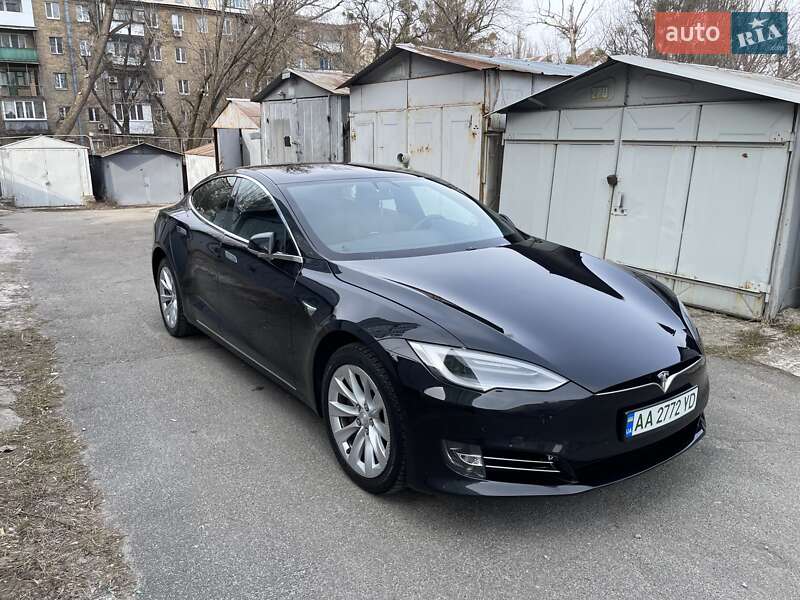 Tesla Model S 2018 Tesla Model S 2018