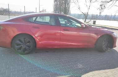 Лифтбек Tesla Model S 2021 в Киеве