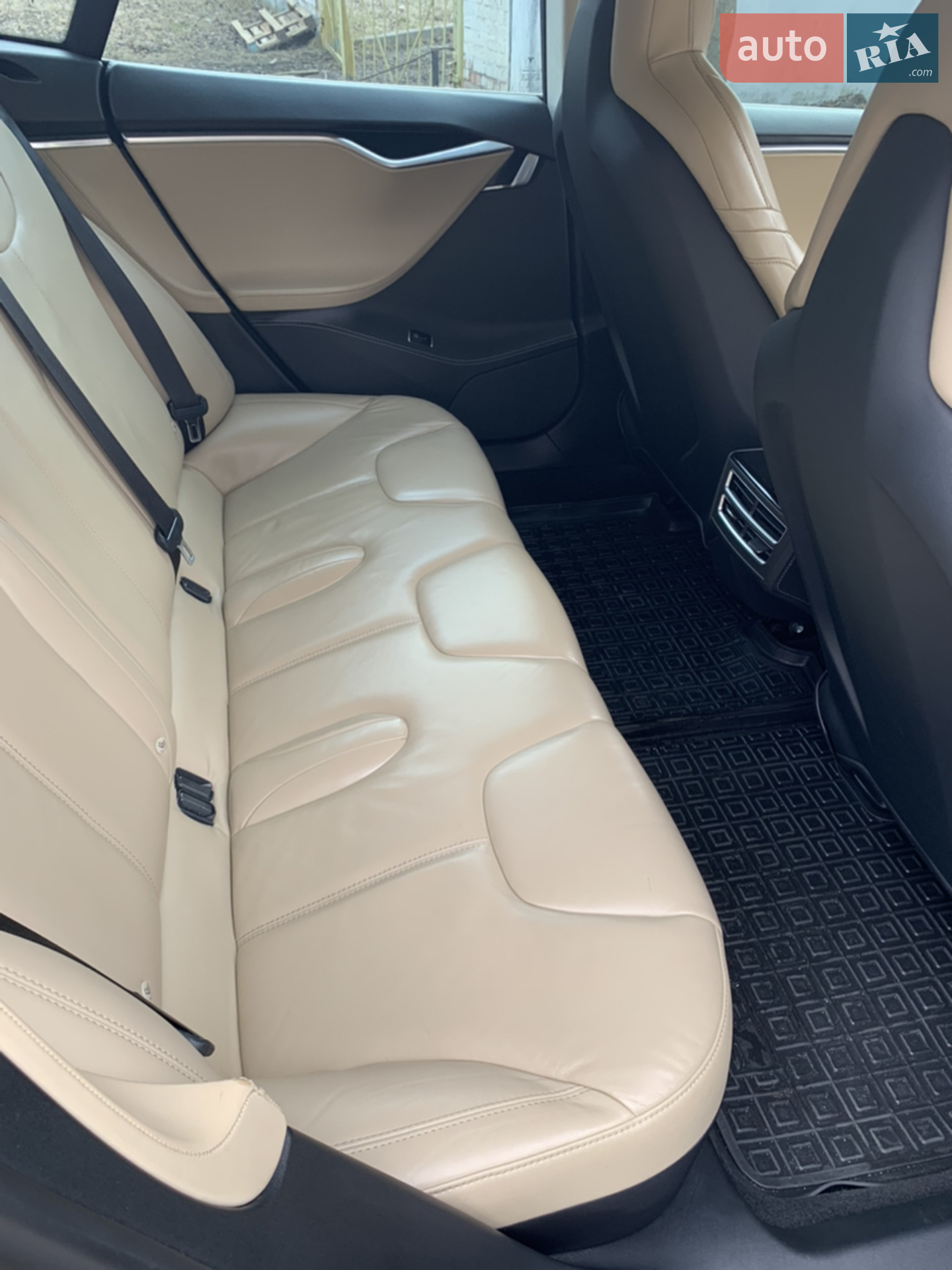 2015 Tesla Model S - мініатюра 32