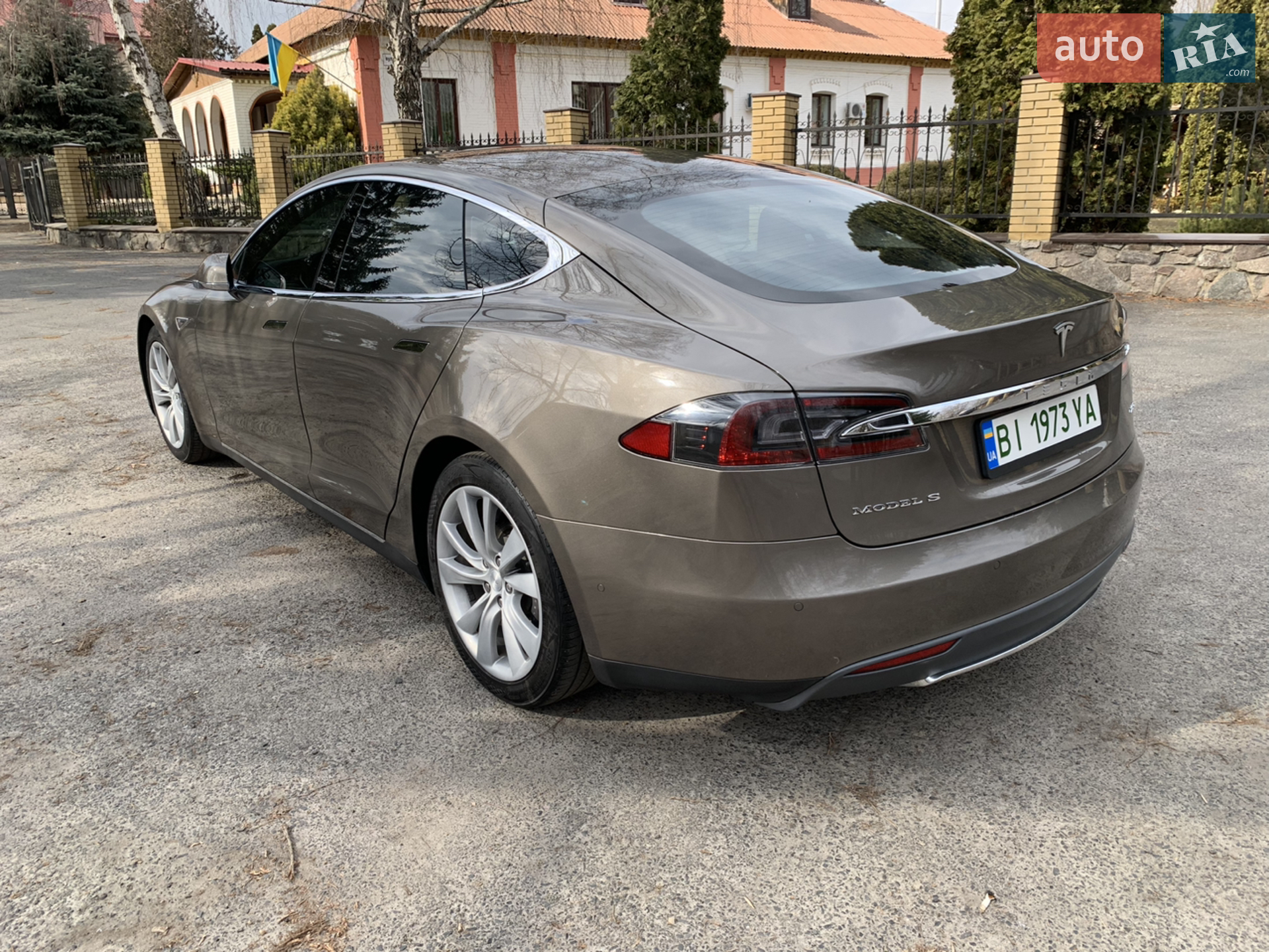 2015 Tesla Model S - мініатюра 44