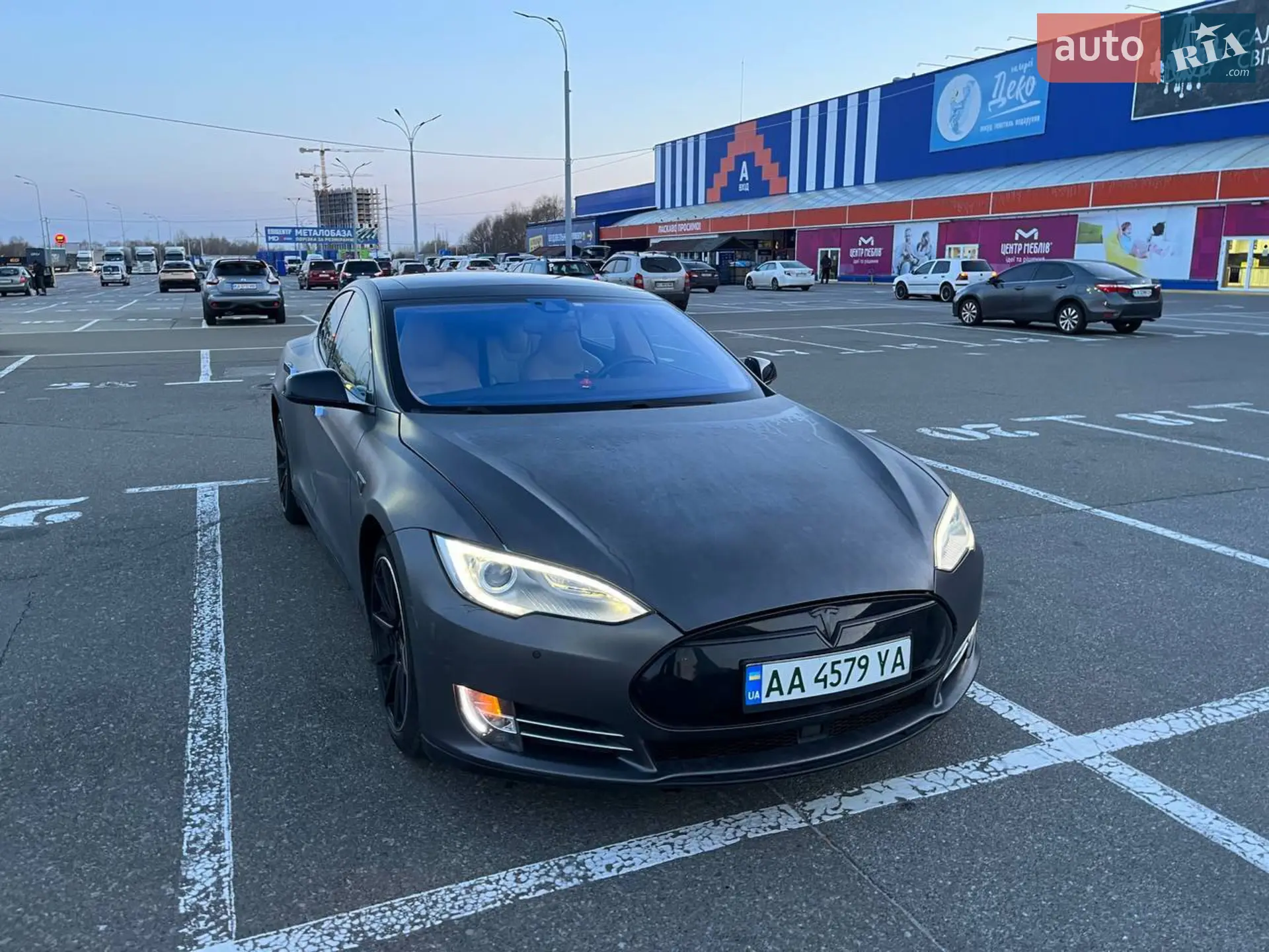 2015 Tesla Model S - фото 1
