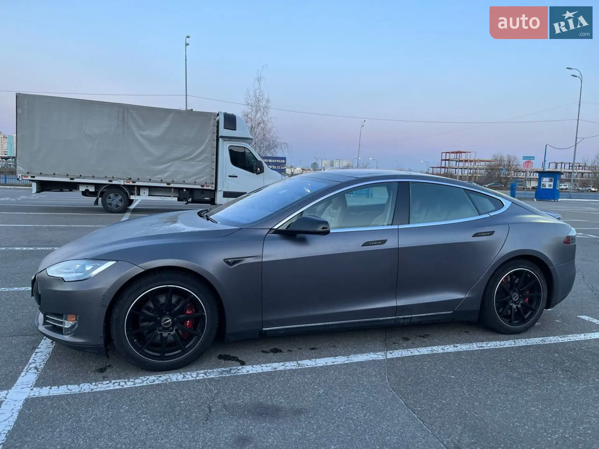 2015 Tesla Model S - мініатюра 13