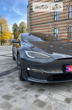 Лифтбек Tesla Model S 2023 в Львове