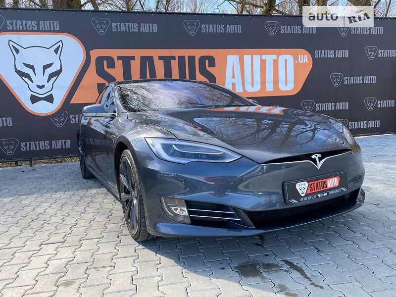 Ліфтбек Tesla Model S 2018 в Хмельницькому