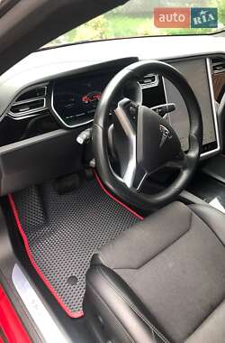 Лифтбек Tesla Model S 2017 в Любомле