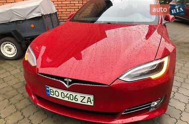 Лифтбек Tesla Model S 2017 в Любомле