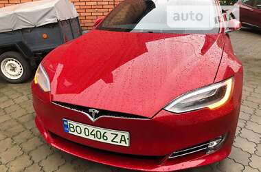 Лифтбек Tesla Model S 2017 в Тернополе