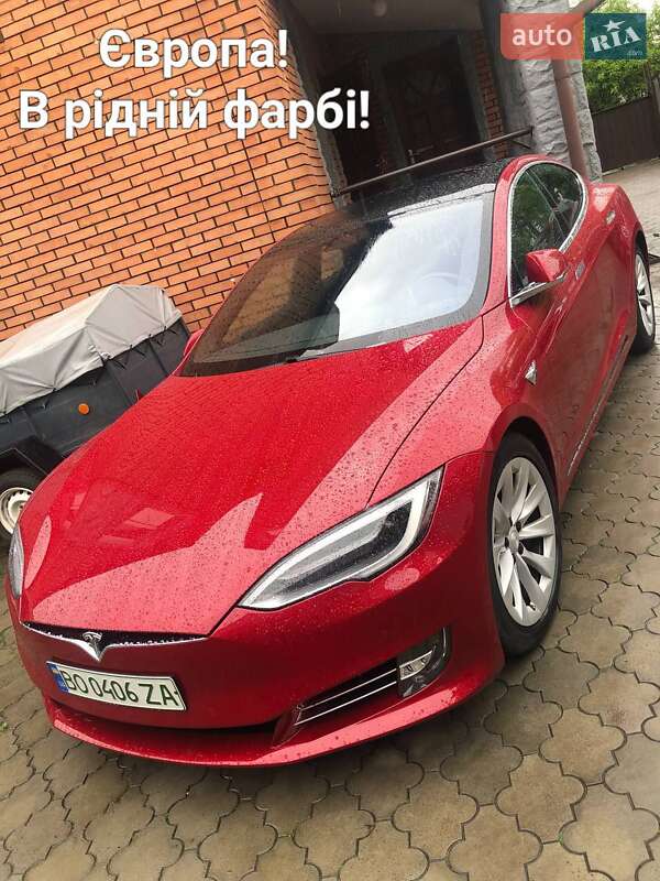 Лифтбек Tesla Model S 2017 в Тернополе