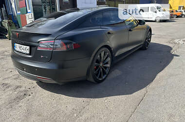 Хэтчбек Tesla Model S 2014 в Киеве