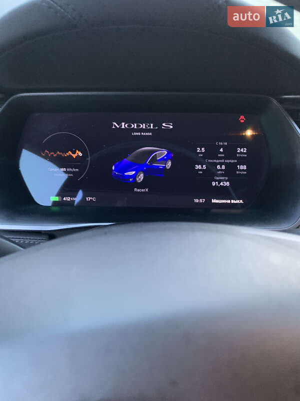 Лифтбек Tesla Model S 2019 в Косове
