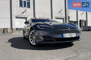 Лифтбек Tesla Model S 2018 в Буче