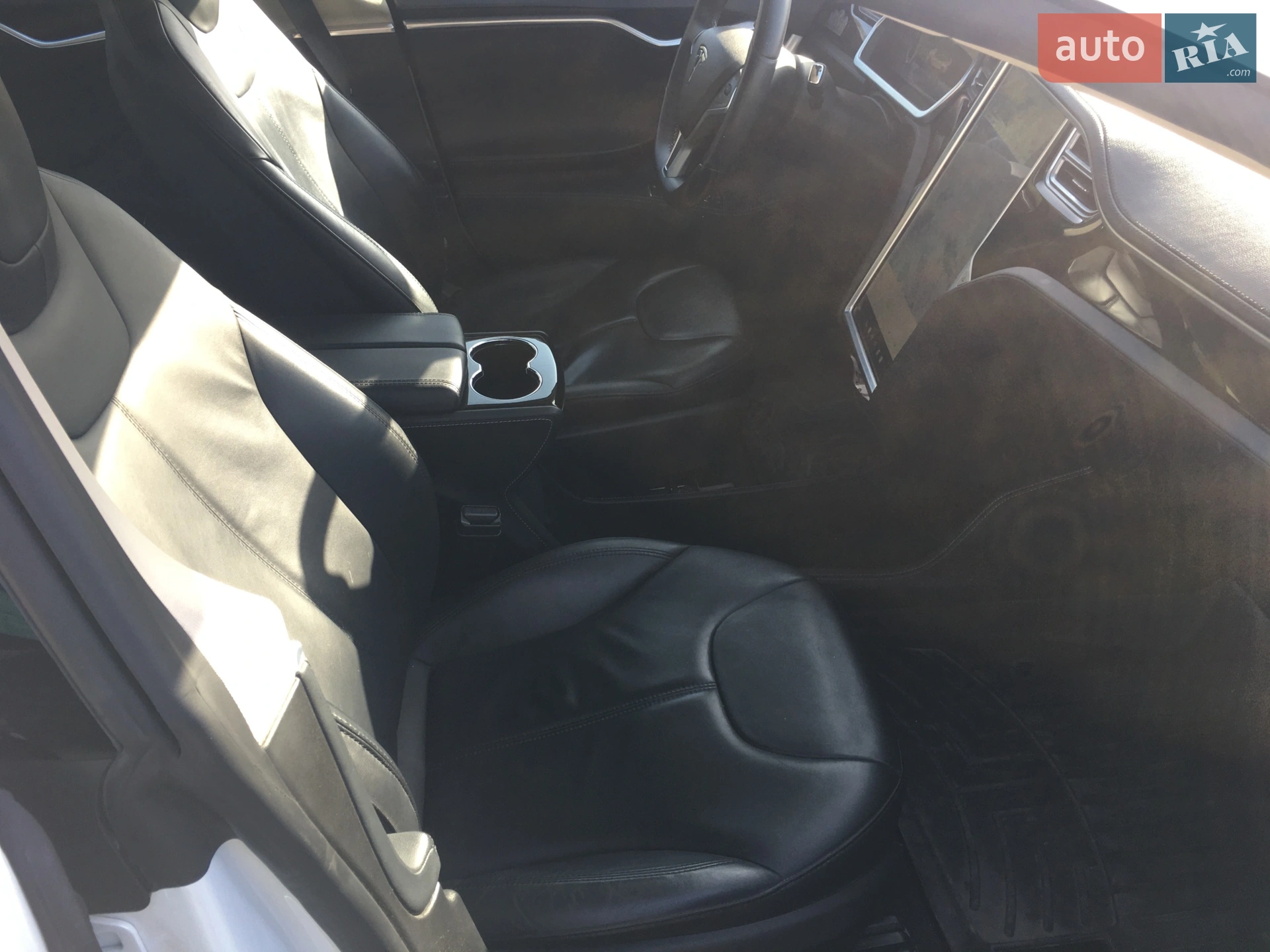 2014 Tesla Model S - мініатюра 21