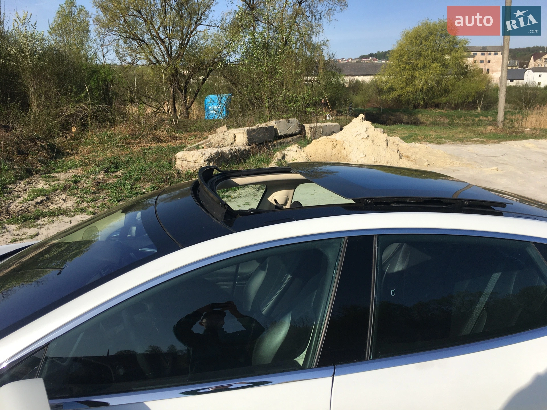 2014 Tesla Model S - мініатюра 23