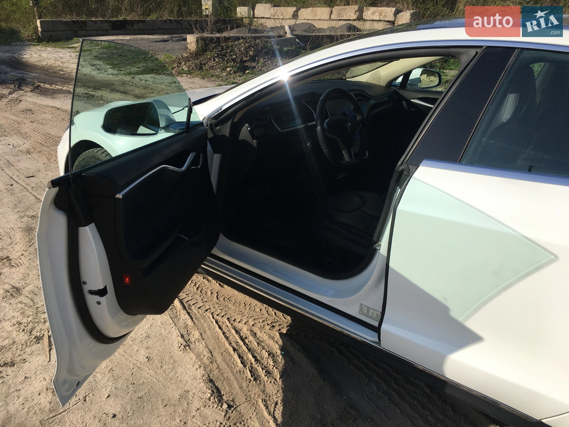 2014 Tesla Model S - мініатюра 13