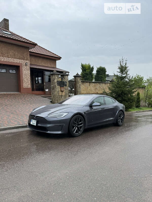 Лифтбек Tesla Model S 2021 в Ровно