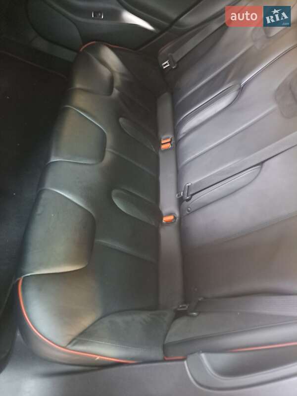 Лифтбек Tesla Model S 2014 в Киеве