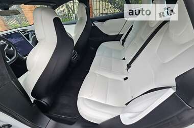 Лифтбек Tesla Model S 2018 в 
