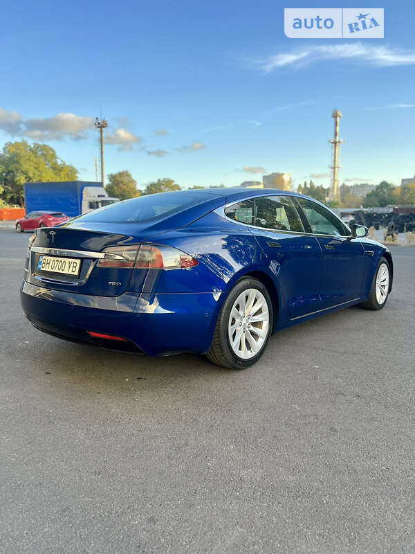 Лифтбек Tesla Model S 2017 в Одессе