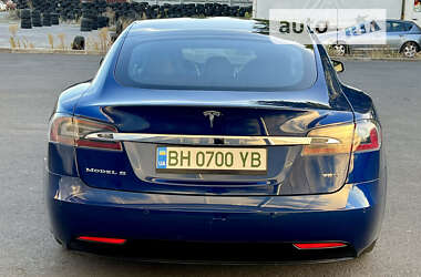 Лифтбек Tesla Model S 2017 в Одессе
