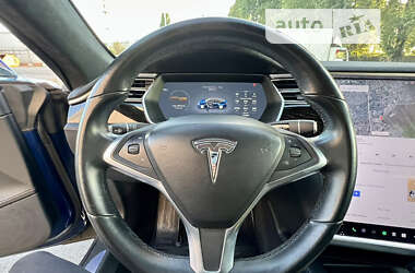 Лифтбек Tesla Model S 2017 в Одессе