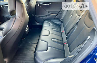 Лифтбек Tesla Model S 2017 в Одессе