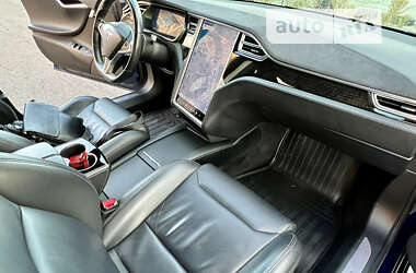 Лифтбек Tesla Model S 2017 в Одессе