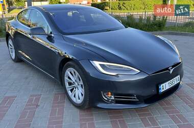 Лифтбек Tesla Model S 2017 в 