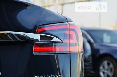 Ліфтбек Tesla Model S 2020 в Києві