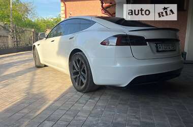 Ліфтбек Tesla Model S 2021 в Івано-Франківську