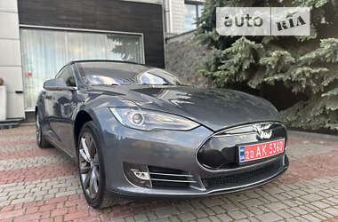 Лифтбек Tesla Model S 2014 в Тернополе