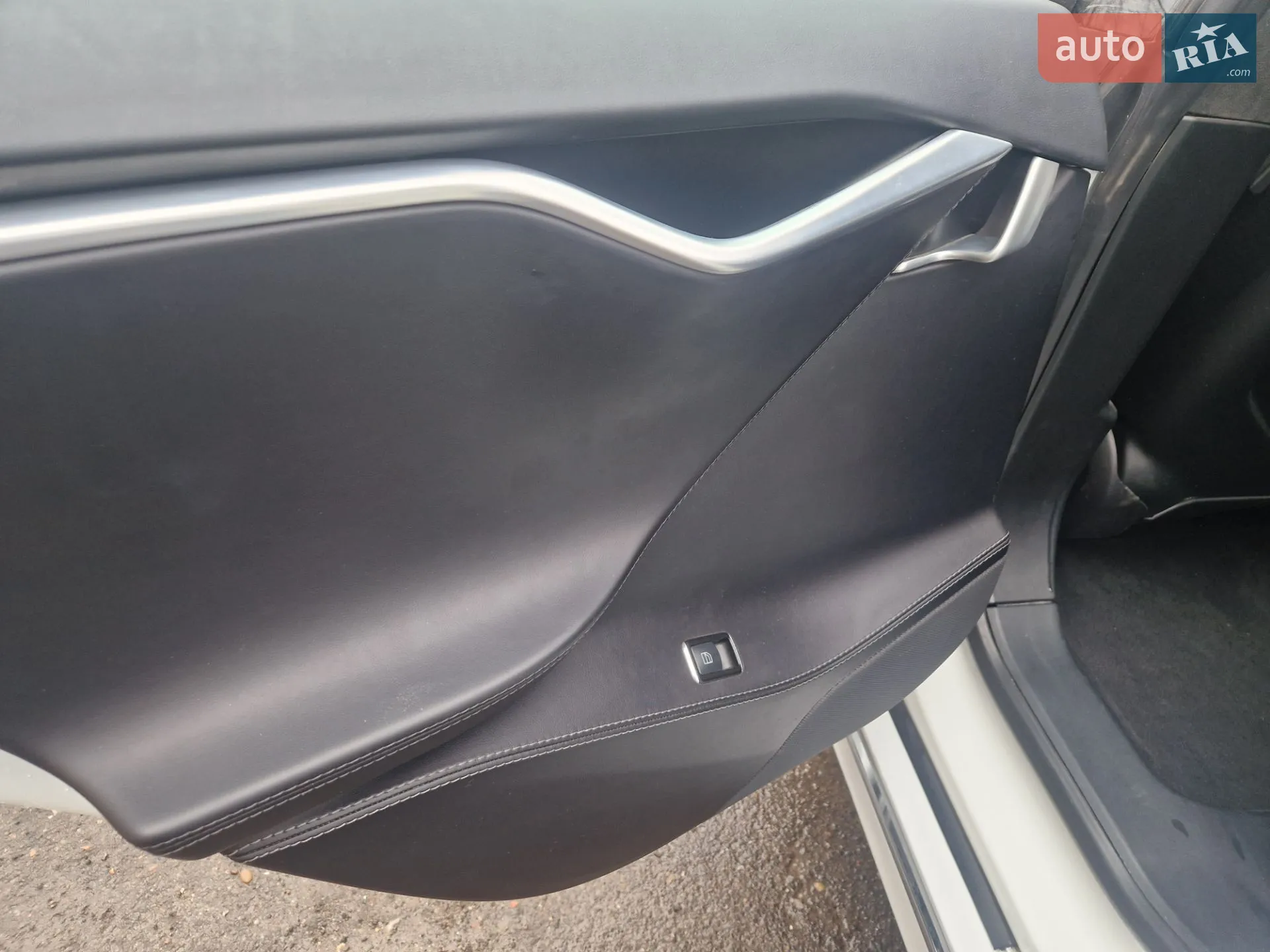 2016 Tesla Model S - мініатюра 18