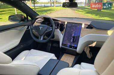 Лифтбек Tesla Model S 2018 в Киеве