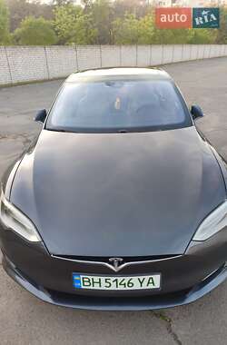 Лифтбек Tesla Model S 2016 в Одессе