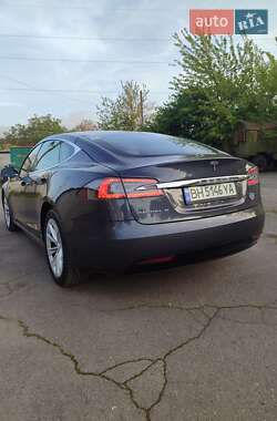 Лифтбек Tesla Model S 2016 в Одессе