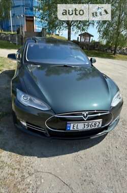 Ліфтбек Tesla Model S 2014 в Новояворівську
