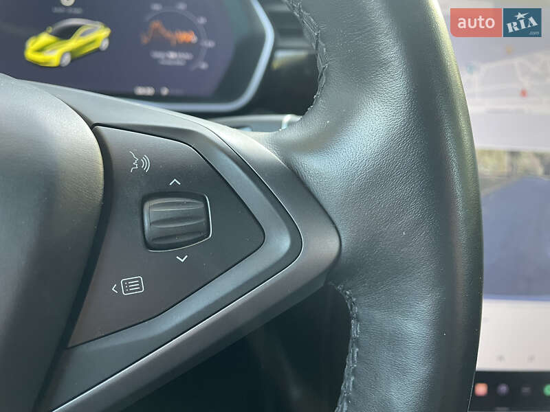 Ліфтбек Tesla Model S 2018 в Василькові