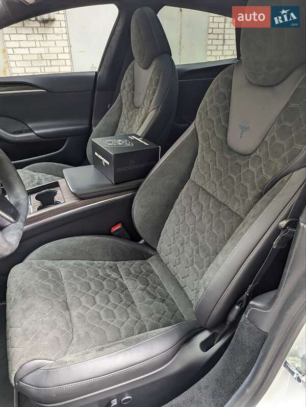 Ліфтбек Tesla Model S 2021 в Києві
