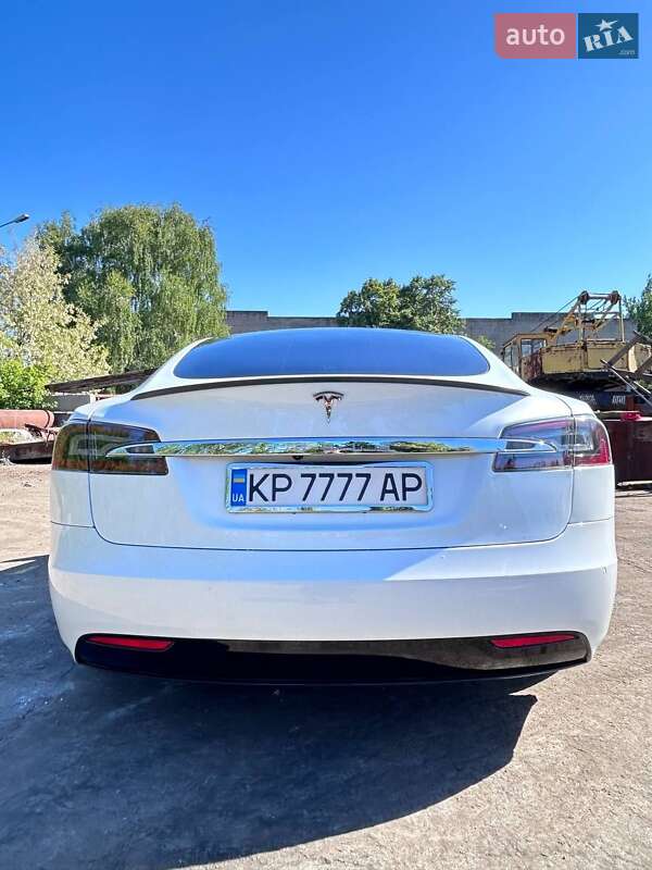 Ліфтбек Tesla Model S 2019 в Запоріжжі