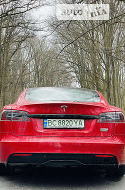 Лифтбек Tesla Model S 2021 в Львове