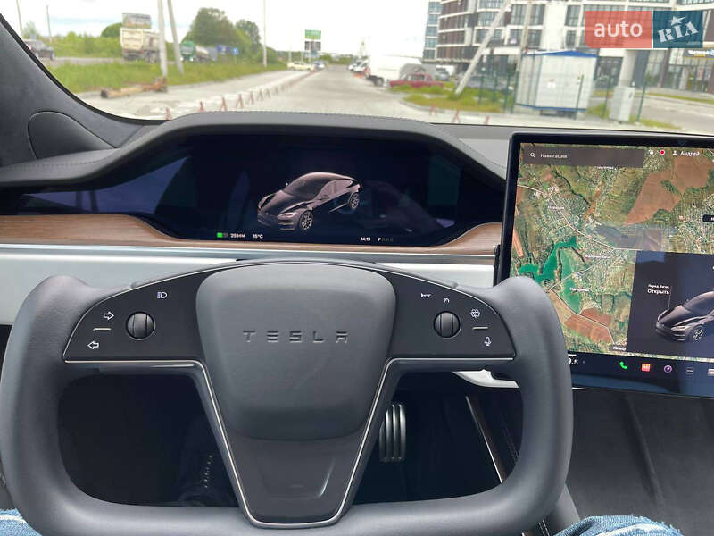 Лифтбек Tesla Model S 2022 в Львове