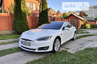 Лифтбек Tesla Model S 2015 в Харькове
