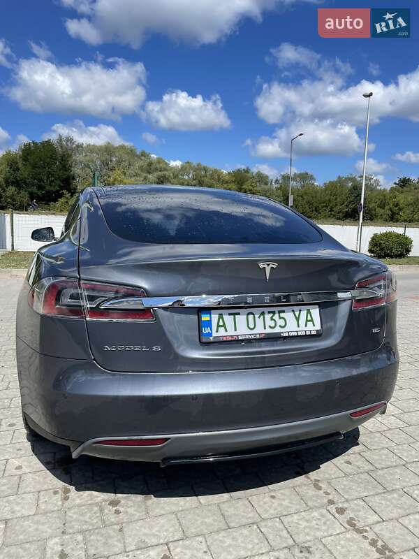 Лифтбек Tesla Model S 2014 в Ивано-Франковске