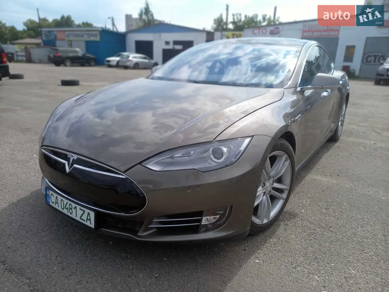 2015 Tesla Model S - мініатюра 11