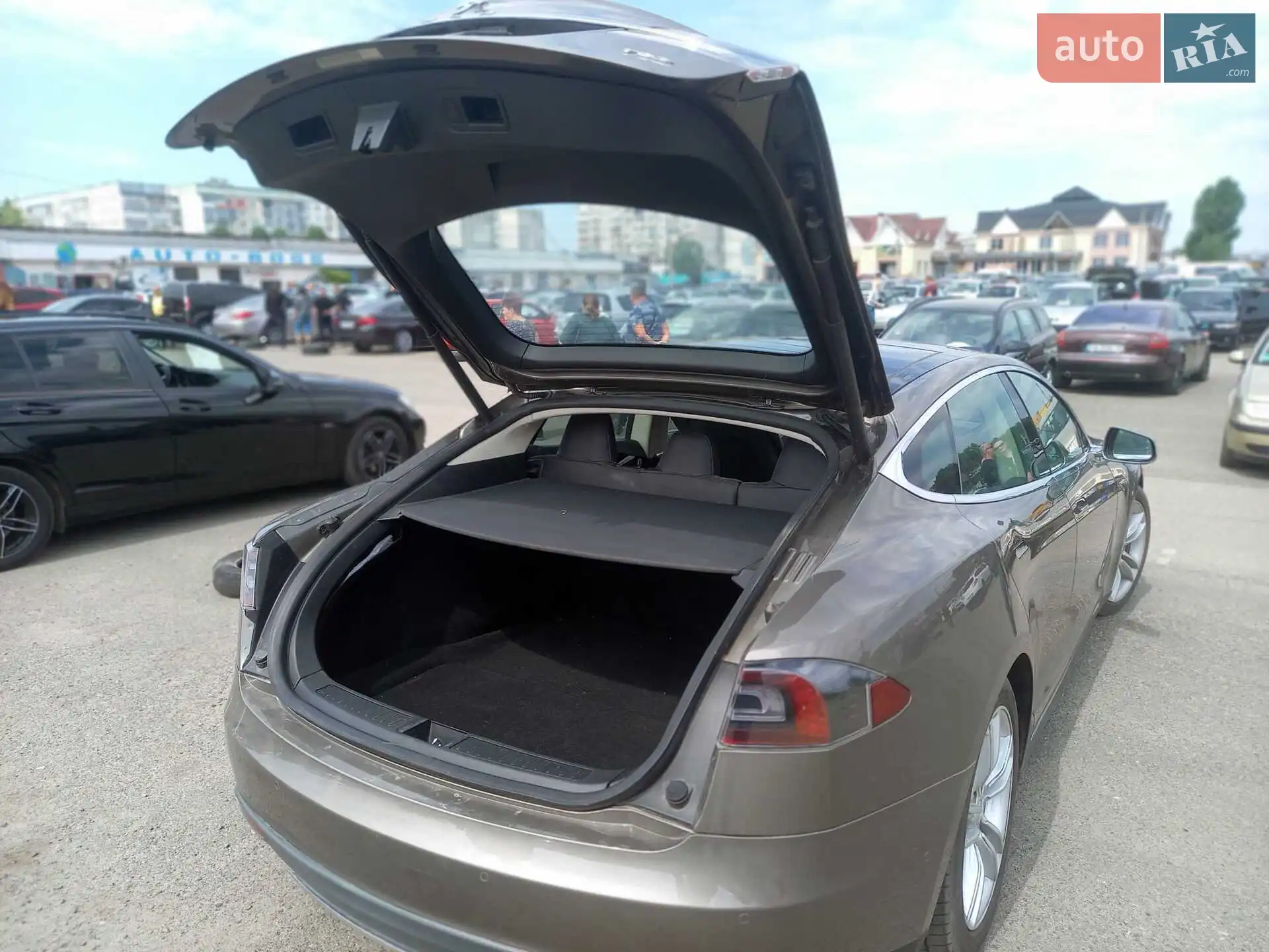 2016 Tesla Model S - мініатюра 9