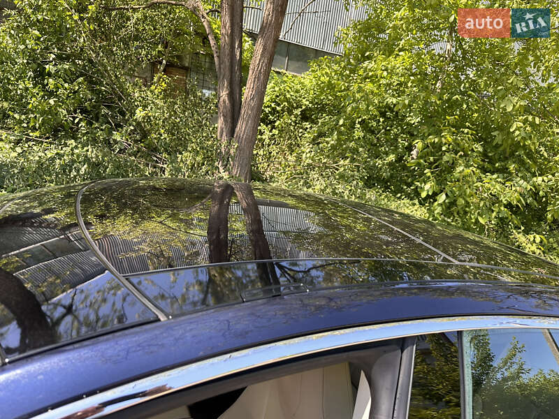Лифтбек Tesla Model S 2015 в Ивано-Франковске