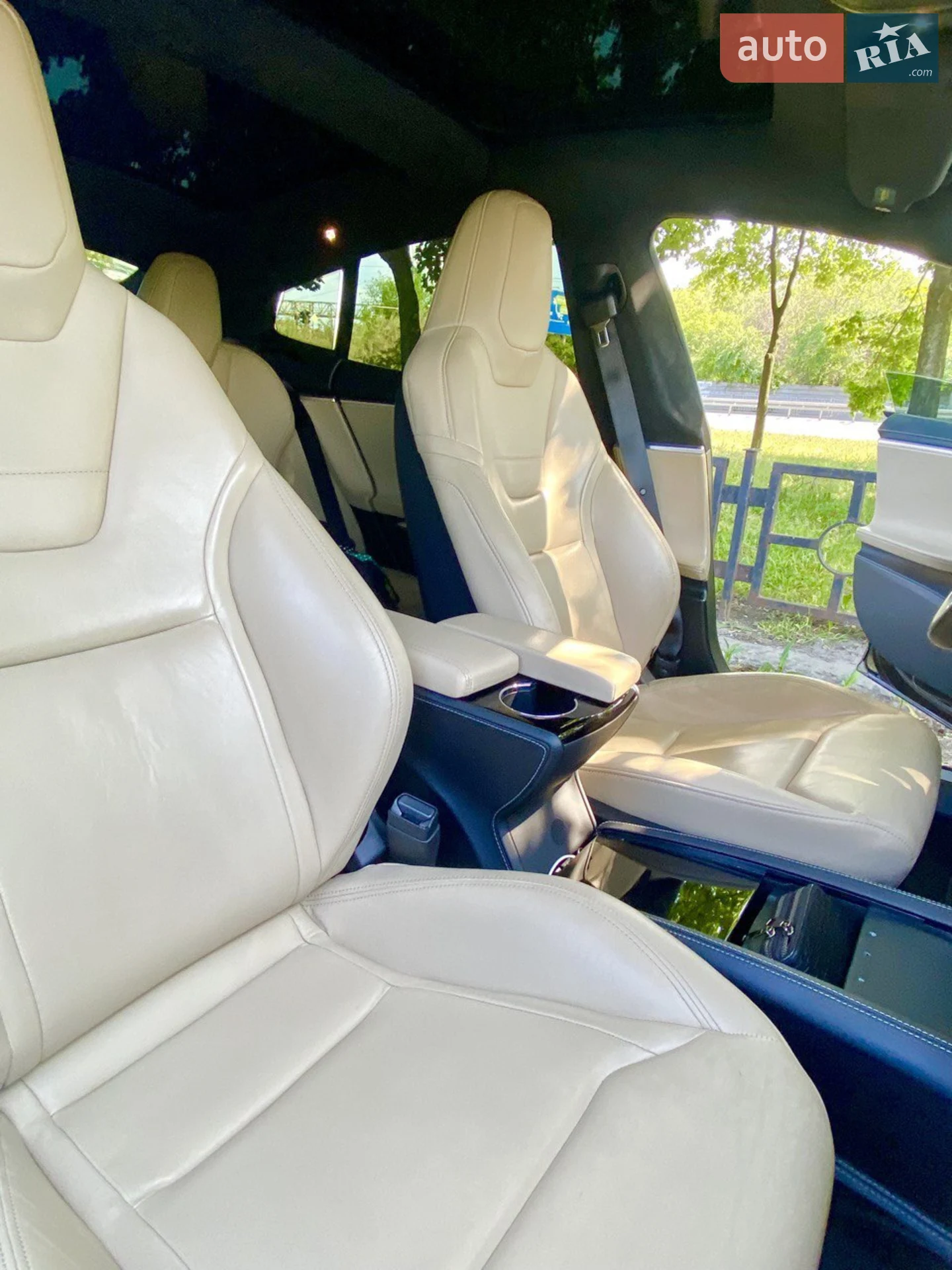 2015 Tesla Model S - мініатюра 6