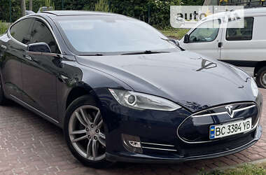 Лифтбек Tesla Model S 2013 в Львове