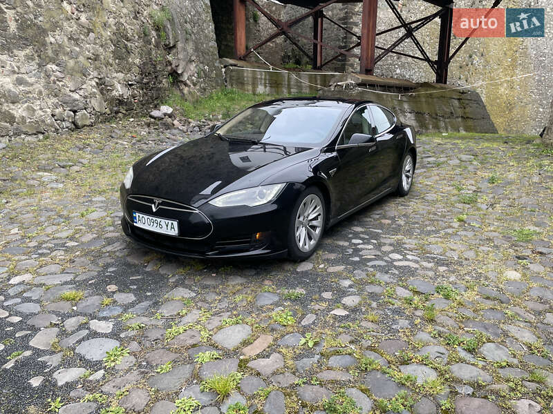 Ліфтбек Tesla Model S 2013 в Краматорську фото 11 Ліфтбек Tesla Model S 2013 в Краматорську