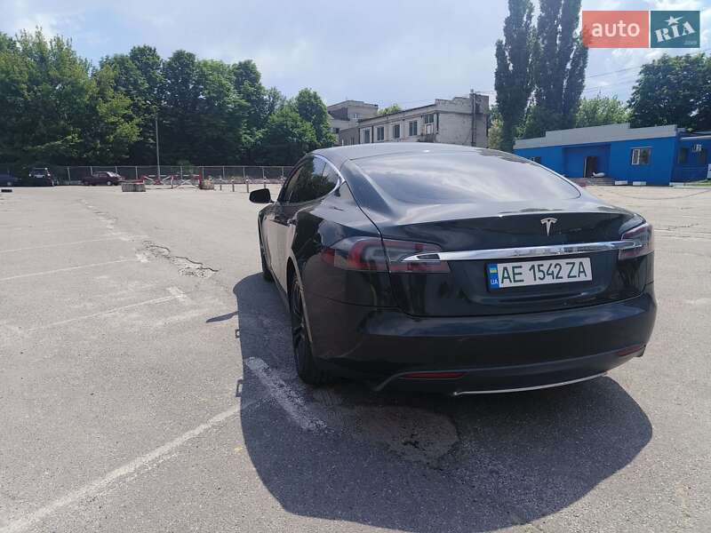 Лифтбек Tesla Model S 2013 в Харькове